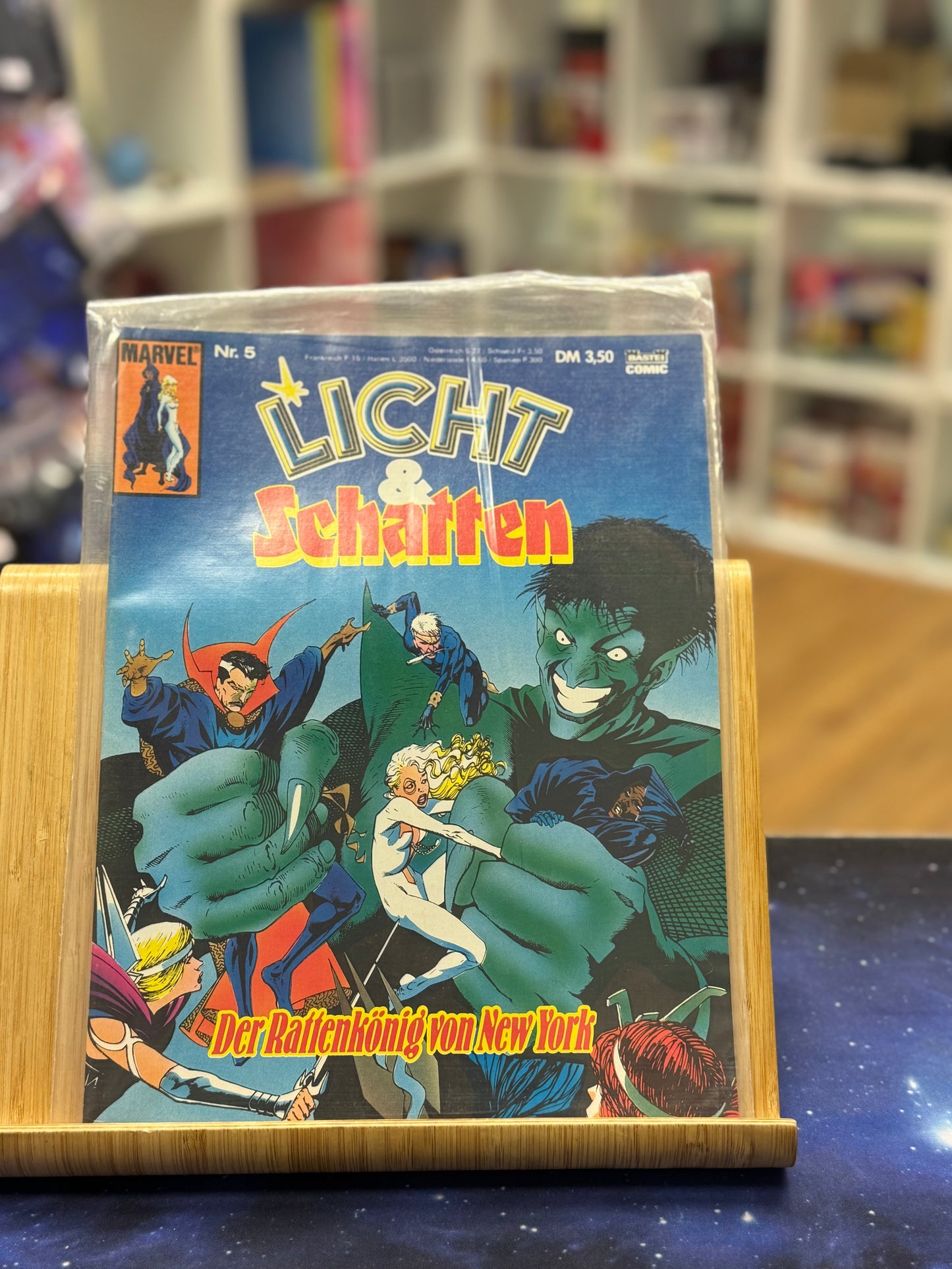 Marvel Nr. 5 Licht & Schatten