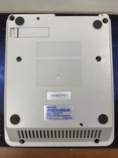 Super Nintendo SNES (mit 2 Controller)