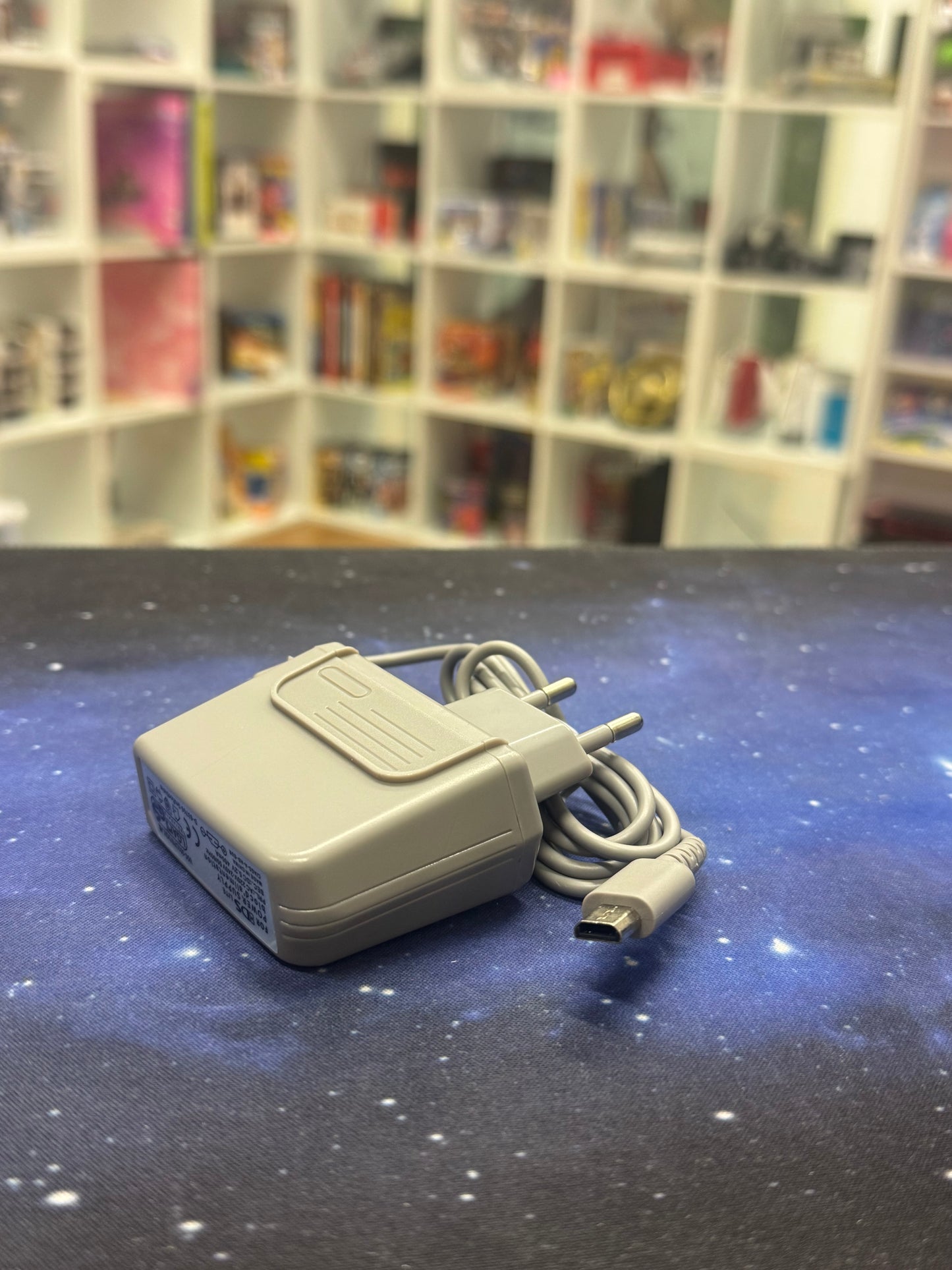 Nintendo DS Lite Ladekabel (Produkt kann vom Foto abweichen)