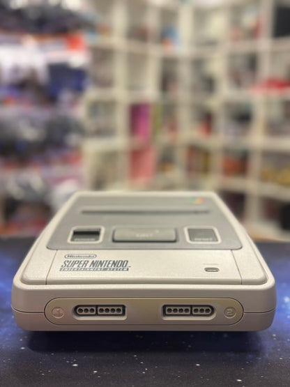 Super Nintendo SNES + 2 Controller